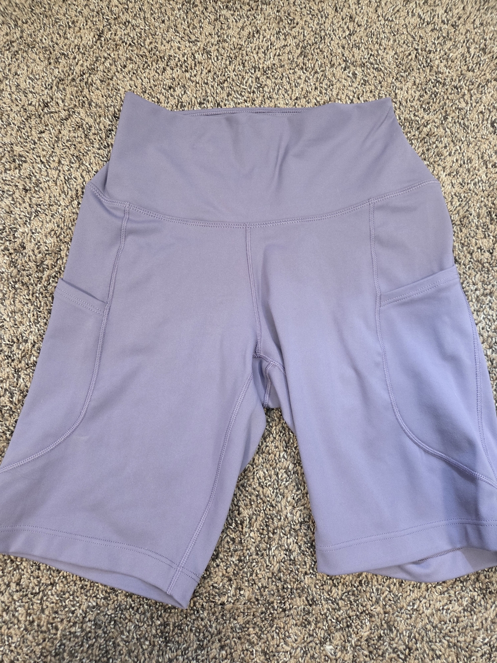 Nike One Sz Small NWT Lavender High-Waist Bike Shorts with Side Pockets